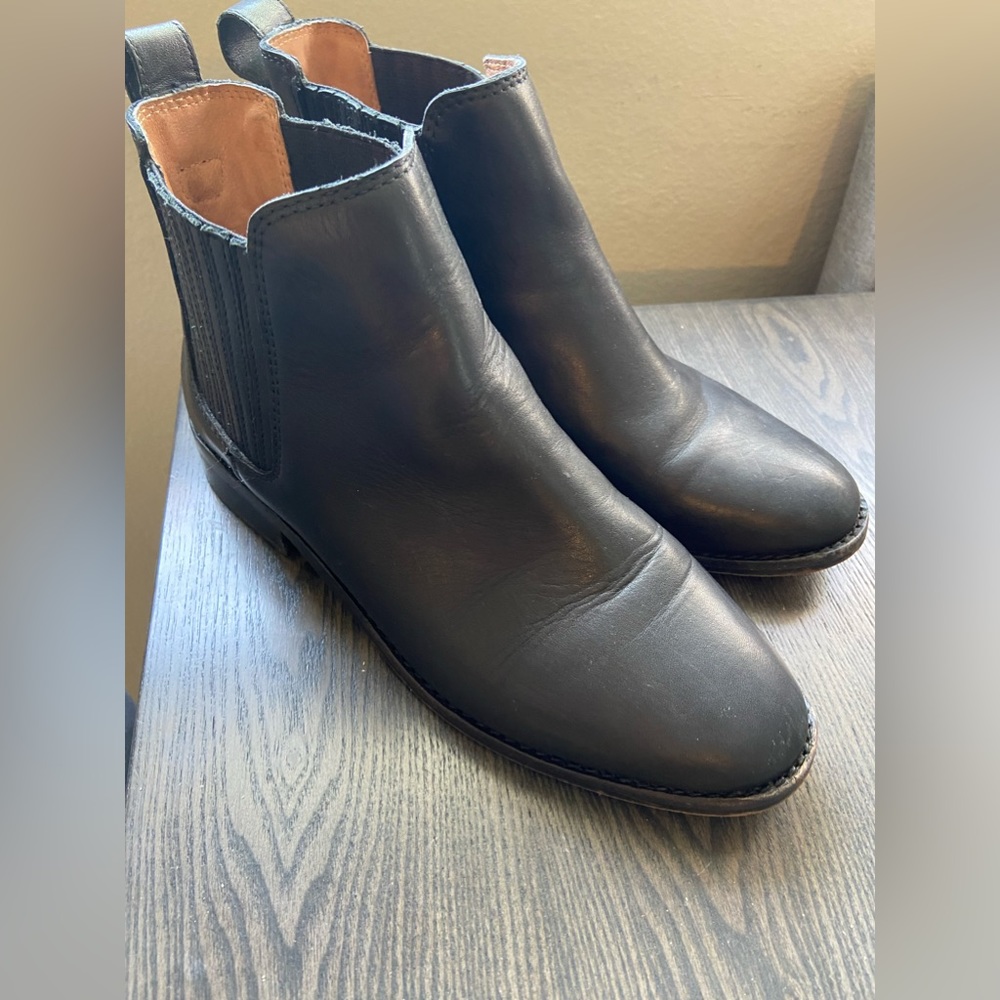 Madewell Chelsea Black Leather Boots Size 7